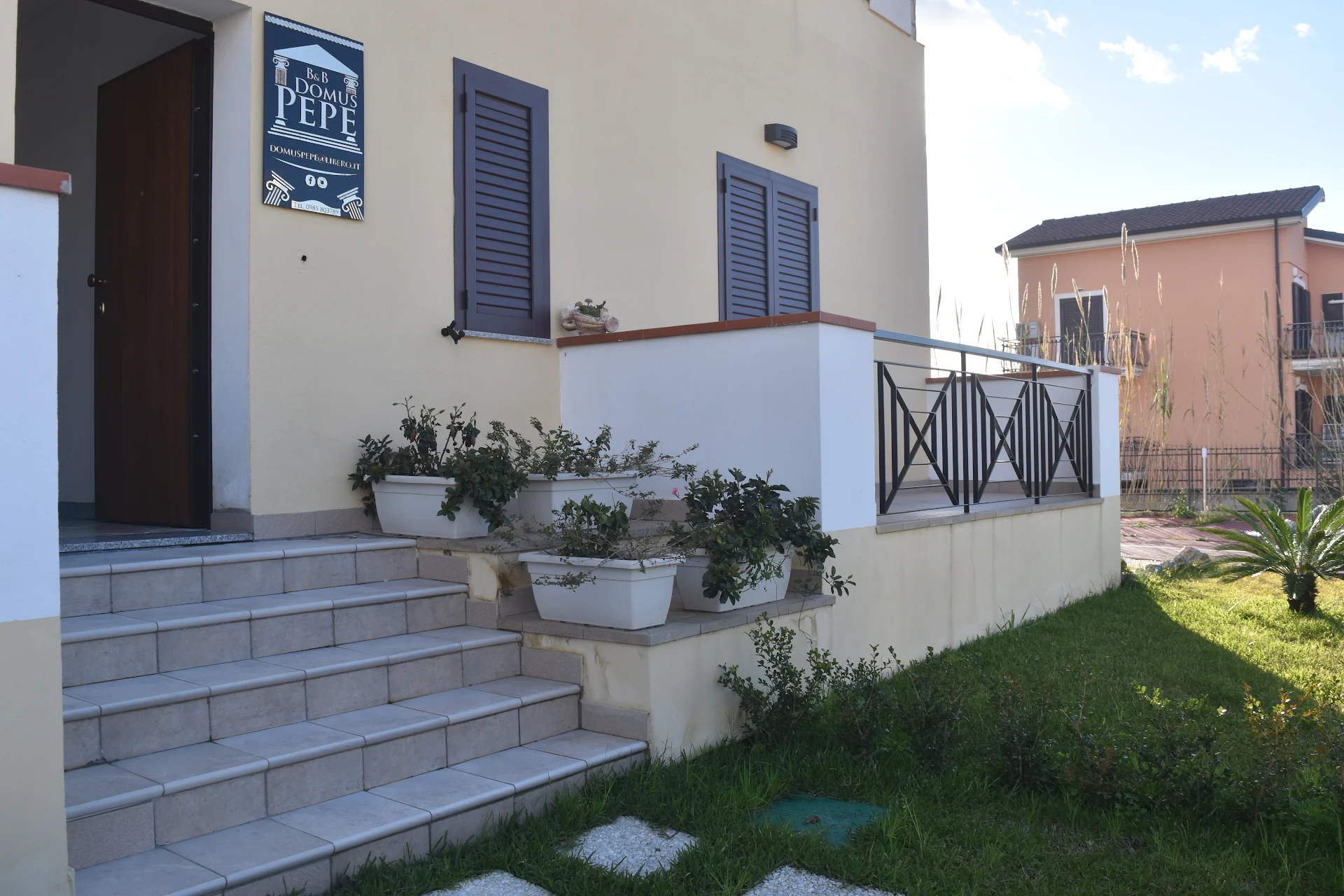 Bed & Breakfast Domus Pepe | beb Scalea