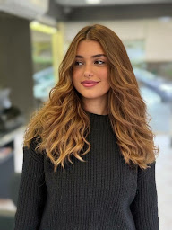 Photo n°27 de Arte coiffure Miche l🇨🇵 Lina à Maisons-Alfort (Salon de coiffure)