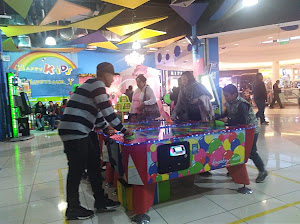 Happyland Mall Aventura Plaza Santa Anita 7