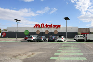 Photo n°2 de Mr.Bricolage Chambry - Laon à Laon (Magasin d'outillage)