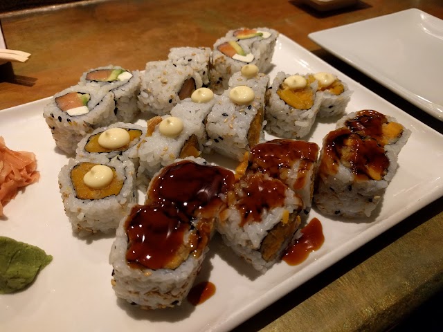 Wakame Sushi & Asian Bistro