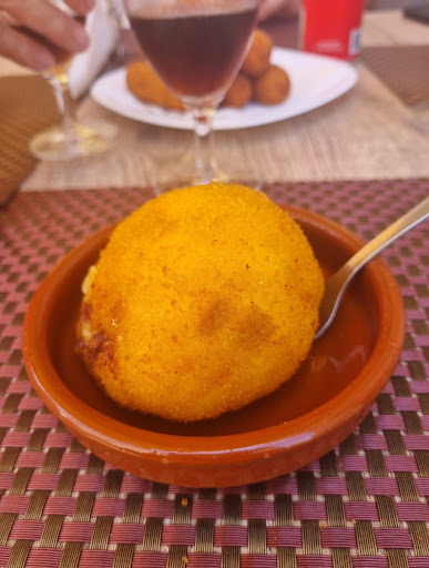 Pizzeria La Napoli - Thumbnail