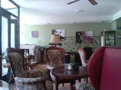 Photos of Cafe A Rebours