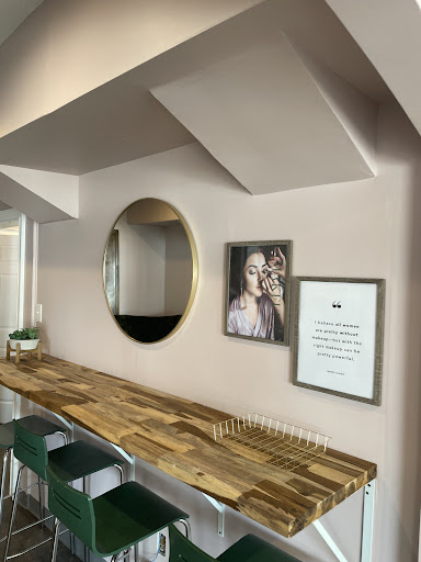 Elan Preparatory Institute of Esthetics - Thumbnail