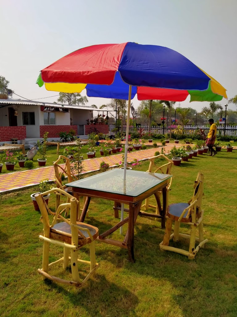 Bawarcheese Restaurant And Lounge