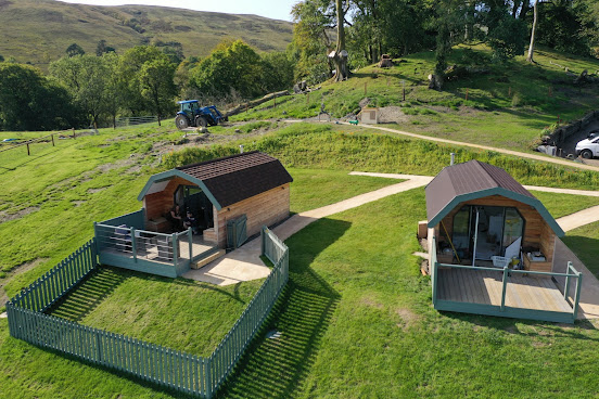 Lennox of Lomond - Farm Tours, Luxury Lodges, Hot Tubs, Dog friendly. by null