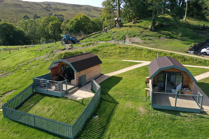 Lennox of Lomond - Farm Tours, Luxury Lodges, Hot Tubs, Dog friendly. by null