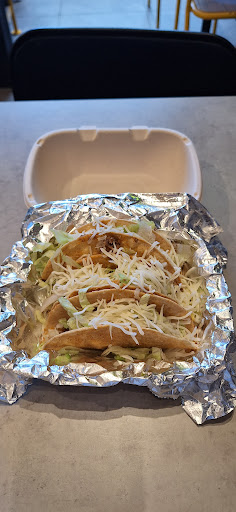 Guzman y Gomez - Cairns Gallery - Australia