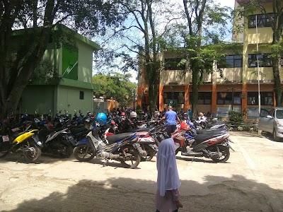 Photos of Babakan Sari Community Health Center