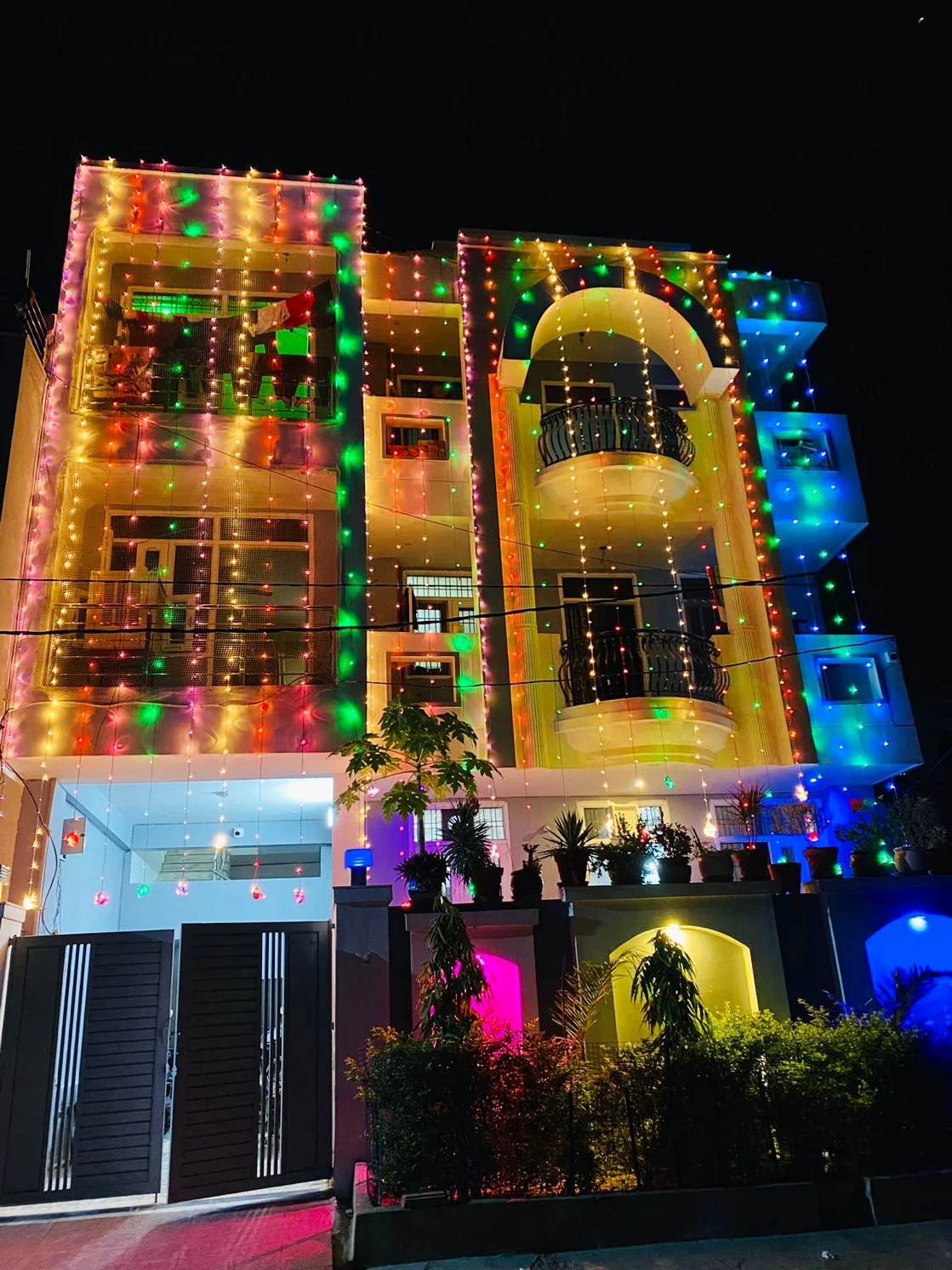 HOTELS & AIRBNB SOLANKI RESIDENCY JAIPUR
