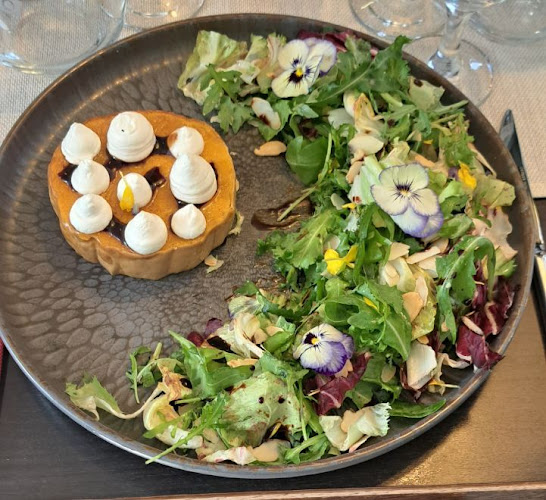 ж.к. Невяста, ул. „Полковник Дичо Петров“ 16, 4700 Смолян