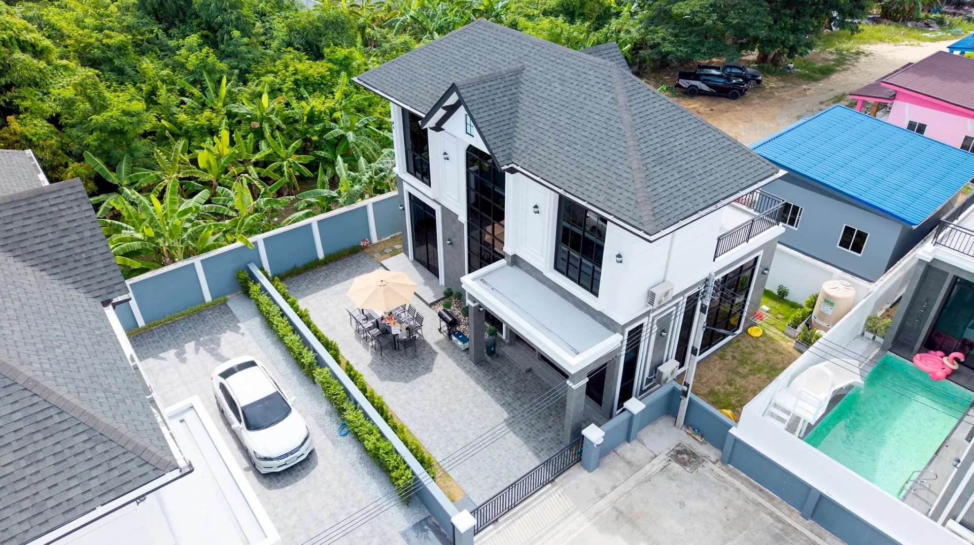 Velade & Co. Pool Villa Pattaya