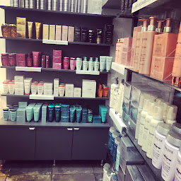 Photo n°9 de Salon Orcel à Cannes (Salon de coiffure)