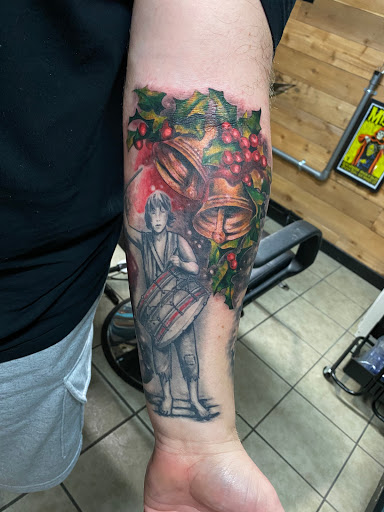 Switchblade Tattoo - Visual