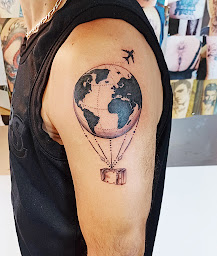 Photo n°25 de Universinks - Tatouages Caen à Démouville (Salon de tatouage et piercing)