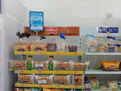 Photos of Indomaret Matesih