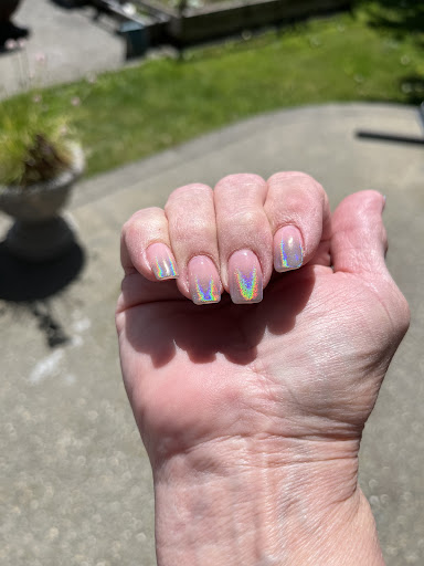 Divine Nail Lounge - Thumbnail