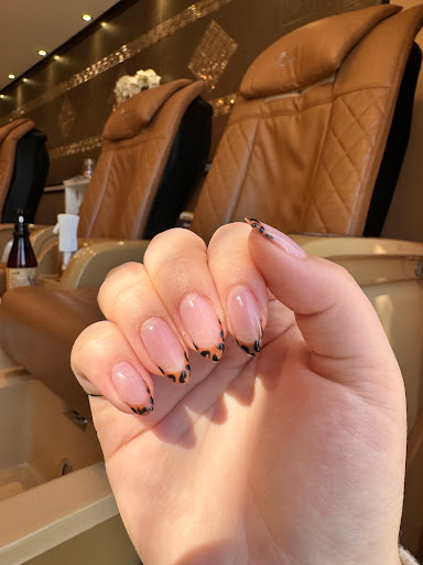 Ruby Nails in Chicago - Thumbnail