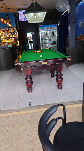 Number One Bar Soi Karnjana