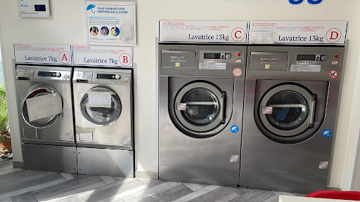 Laundry Self-Service LavaPiù - Visual