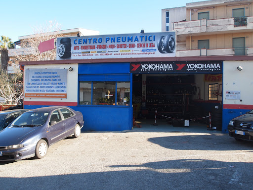 CENTRO PNEUMATICI AUTO E MOTO DI FRACAPANE VITTORIO & C. S.A.S. - Thumbnail