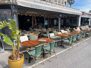 Photo n°1 de LA VILLA MARINE à Saint-Cyr-sur-Mer (Brasserie)