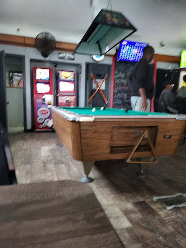 Tims Bar and Grill - Thumbnail