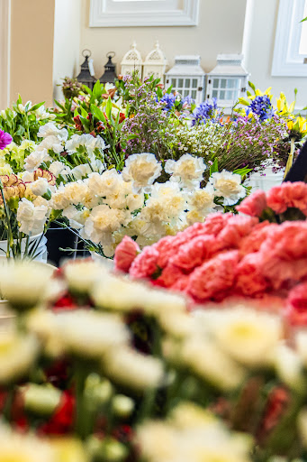 Flowers on the Corner - Thumbnail