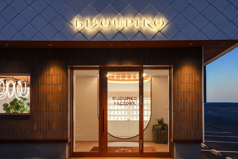 ビジュピコ 弘前店