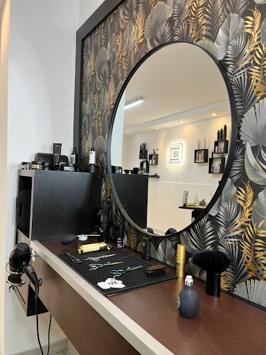 Peluqueria Aries Studio y Salon