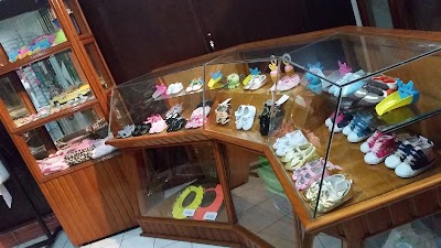 Photos of Tiny Store