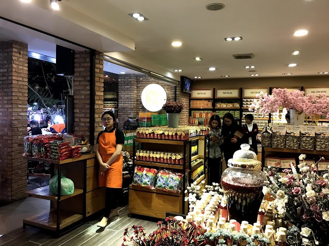 L'angfarm Buffet Chợ Đêm Đà Lạt