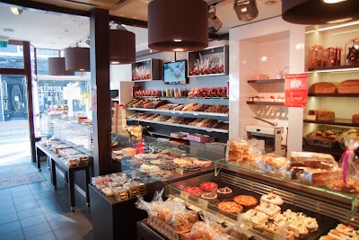 Strik Patisserie Ziekerstraat 124