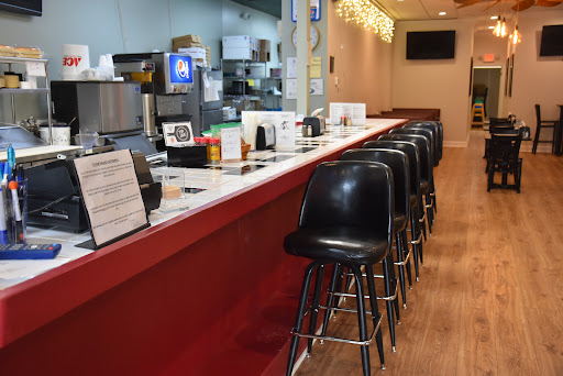 Uncle B's Pizza Shop