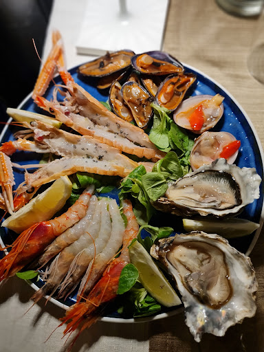 Tuna Lounge Restaurant - Thumbnail