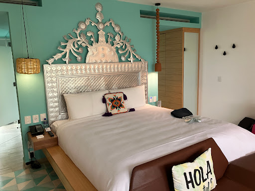 Los Veneros Beachfront Residences - Thumbnail