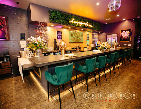 Be Bubbly Tastings & Travel by null