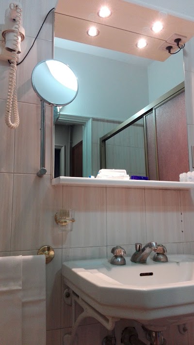 Photos of Hotel Flora (S. A. S.)