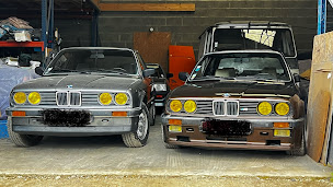 Photo n°9 de L.I. AUTO PIÈCES ET SERVICES à Ambon (Service de restauration d'automobiles)