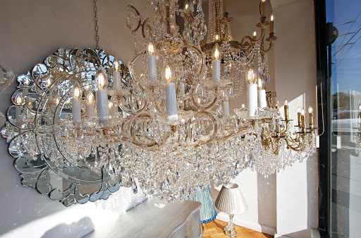 House of Chandeliers - Thumbnail