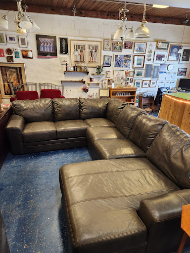 Missoula Habitat for Humanity ReStore Gallery - United States