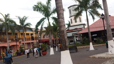 Photos of Albert George Shopping and Historical Center