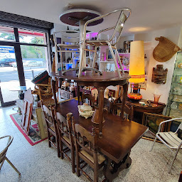 Photo n°17 de Antiquités brocante le vieux cinéma d'Argeles sur mer à Argelès-sur-Mer (Magasin d'antiquités)