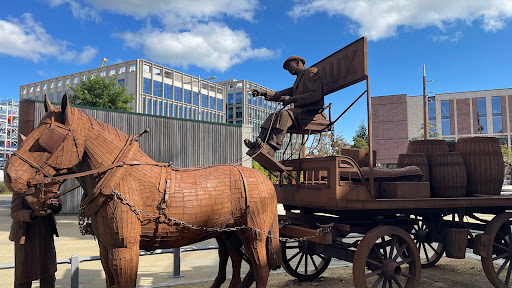 Keel Square - Visual