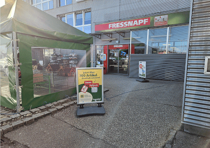 Bild: Fressnapf Salon Passau Außenbereich