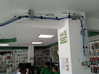 Photos of Crocodile Cables and Accessories