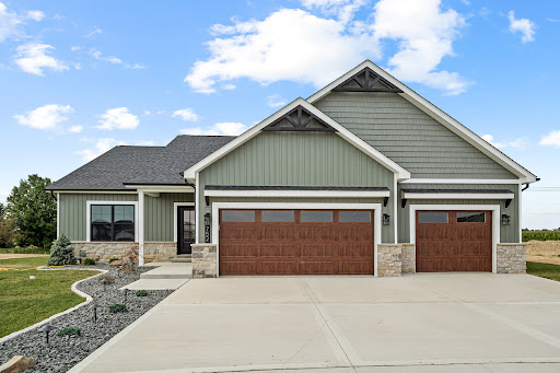 Avatar for Built by MJ Holland