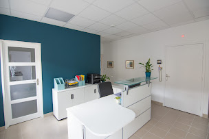 Photo n°4 de Clinique Dentaire Val de Durance : Dr DEHON - Dr Sery à Jouques (Cabinet dentaire)