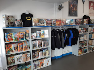 Photo n°11 de Aux Rêves du Dragon à Lisieux (Magasin de jeux de cartes/jeux de plateaux)