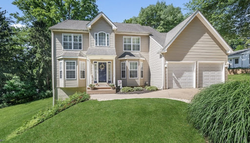 Kat Moran, Realtor - Brent Celek Real Estate Gallery - United States
